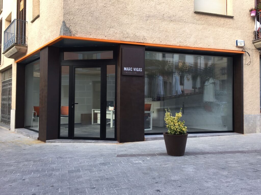 Puertas aluminio Hermanos Almansa