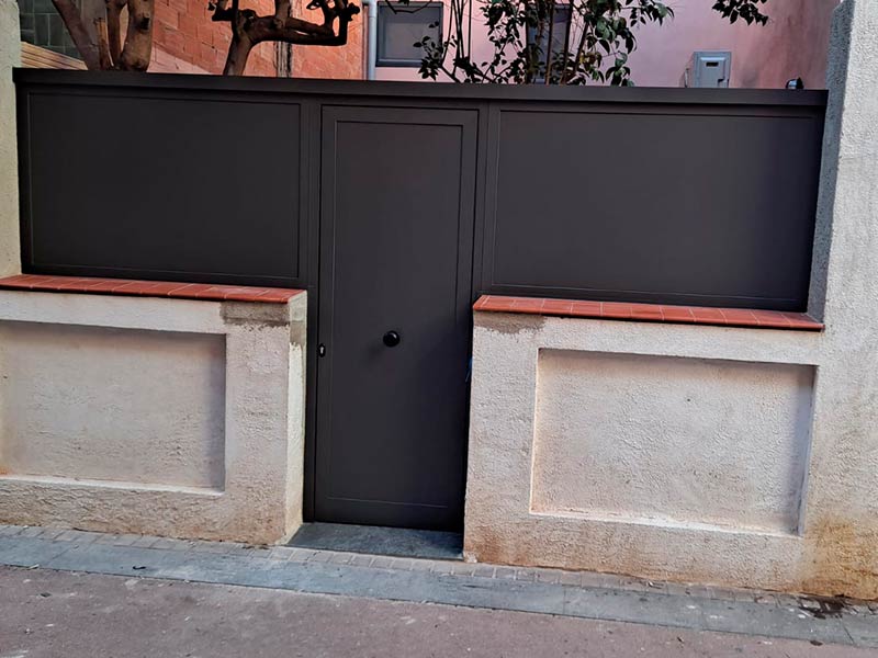 Ventajas de las puertas plegables para el hogar - Hnos. Almansa